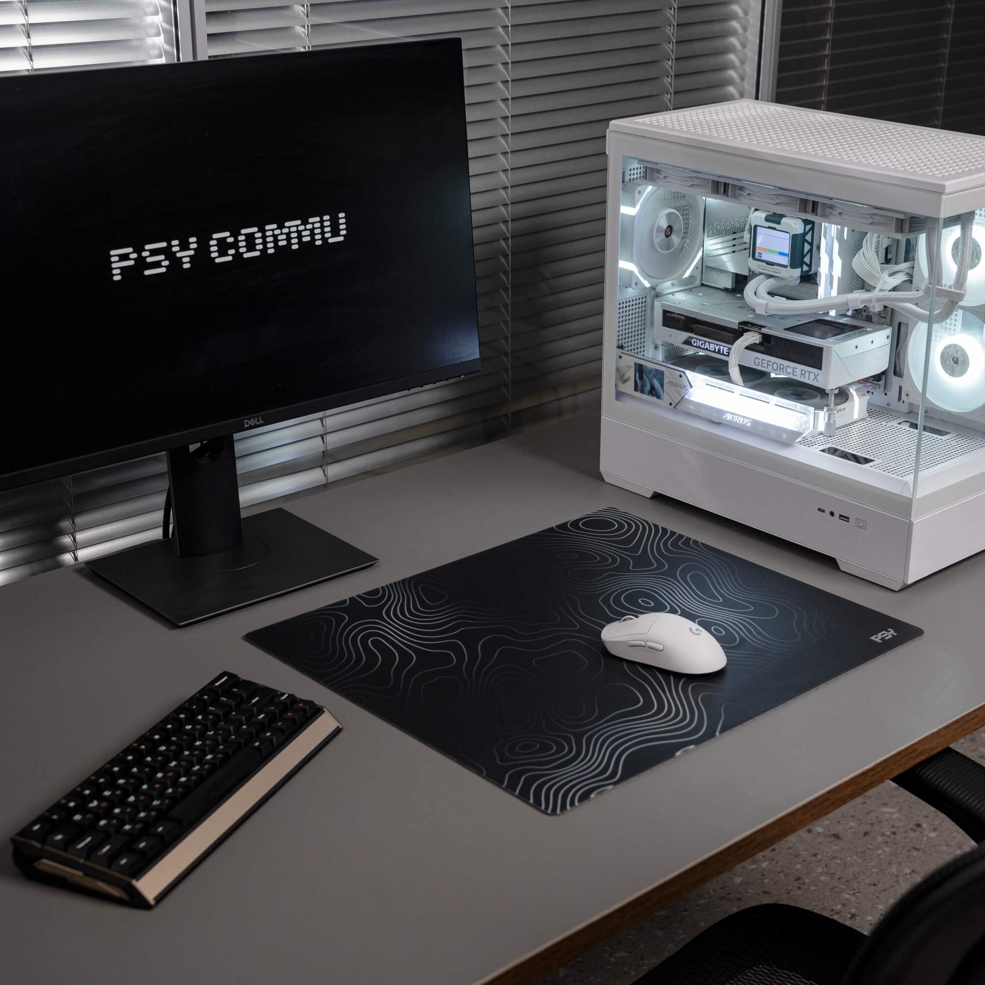 ANCHOR-ORIGIN Glass Gaming Mousepad