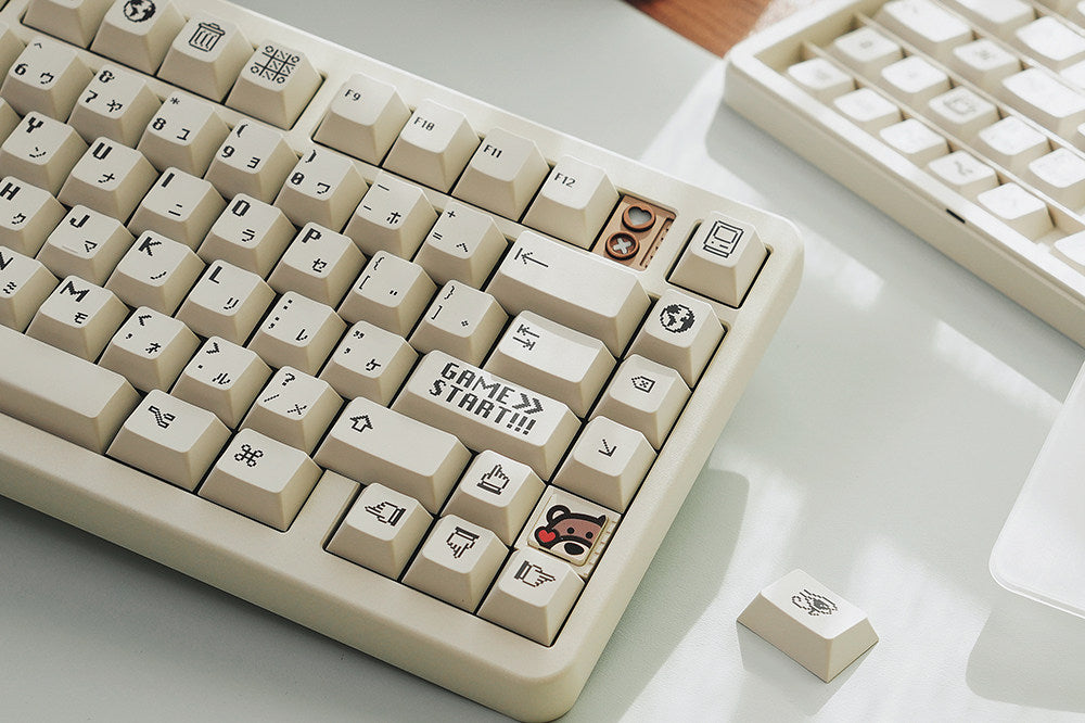 GLOVE x DOMIKEY Retro Macintosh Dye-Sub Keycaps