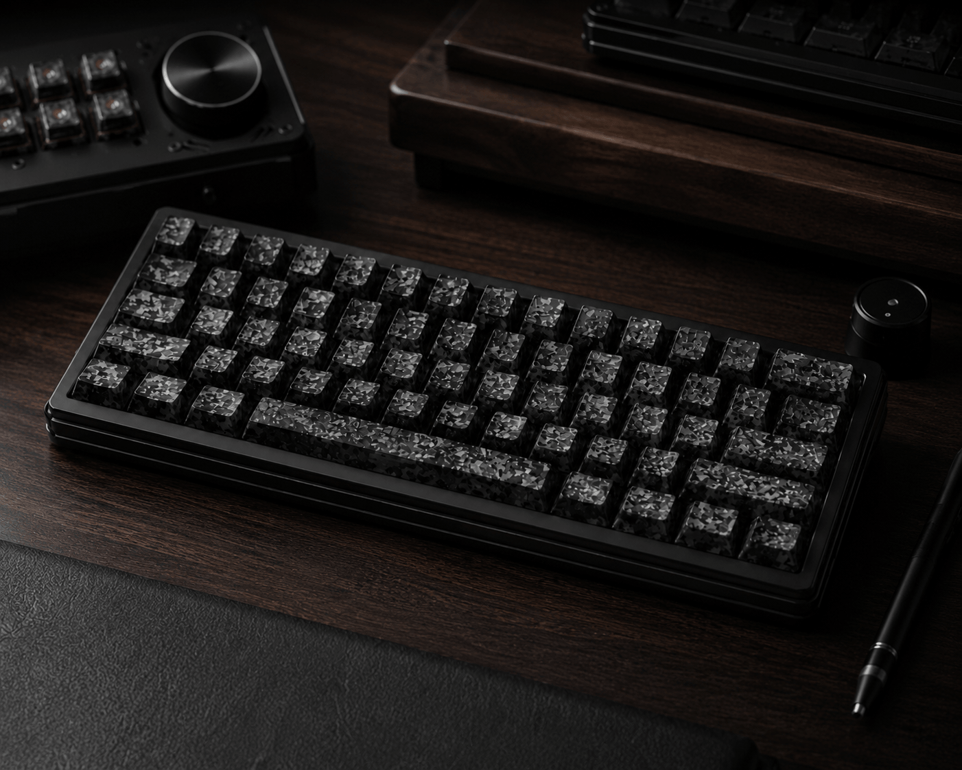 PSY Commu Carbon-Look Keycap Set